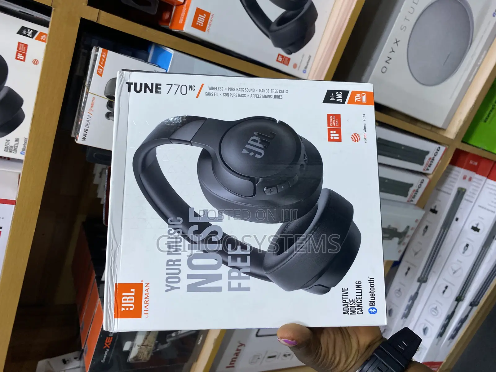 JBL Tune 770nc Bluetooth Headset
