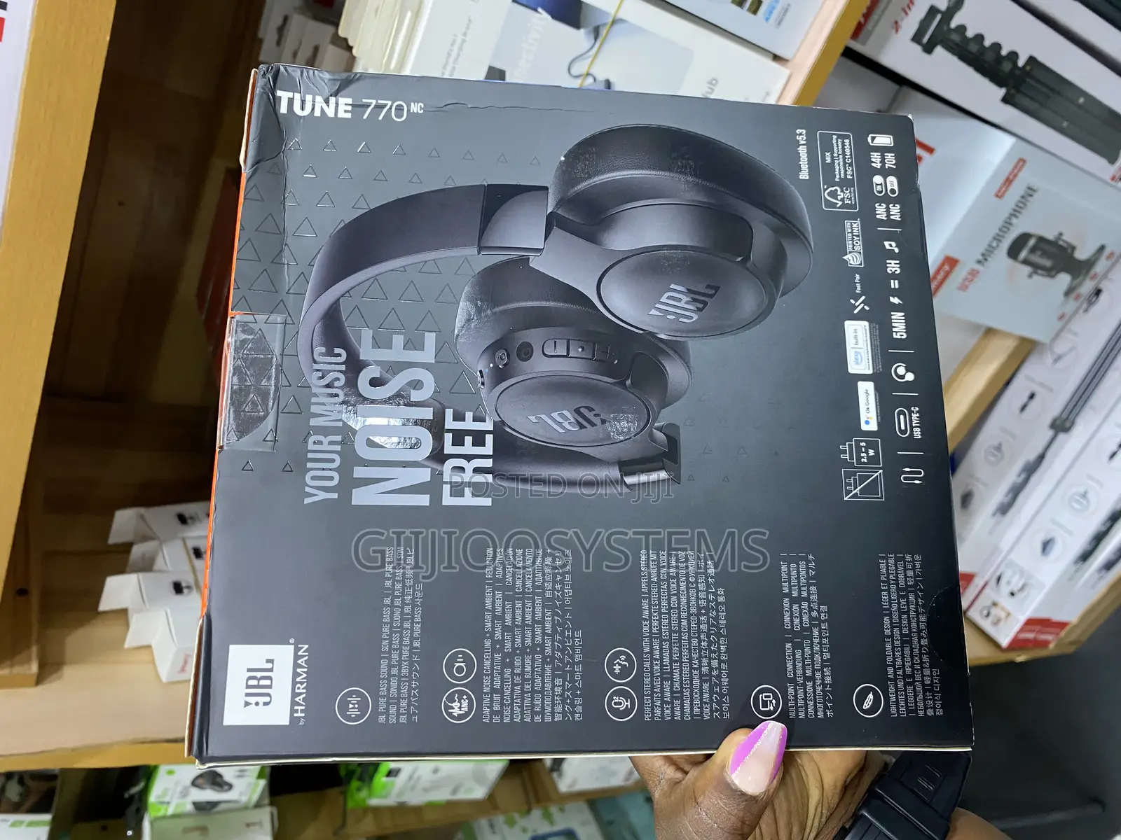 JBL Tune 770nc Bluetooth Headset