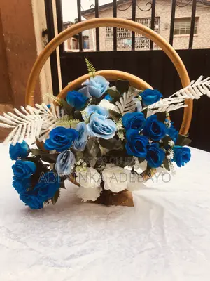 Double Ring Centerpiece for Rent