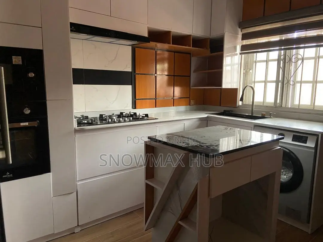 Furnished 5bdrm Duplex in Lekki Gardens Estate for sale