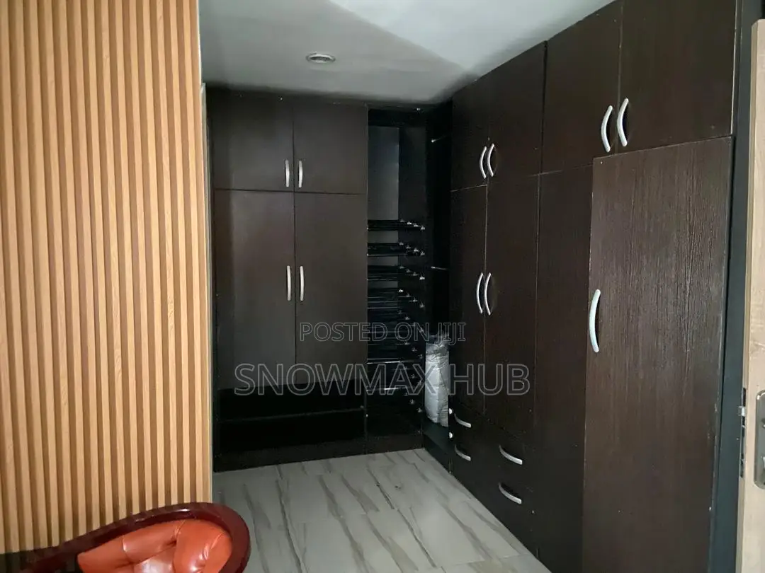 Furnished 5bdrm Duplex in Lekki Gardens Estate for sale