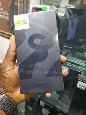 New Samsung Galaxy S22 5G 256 GB