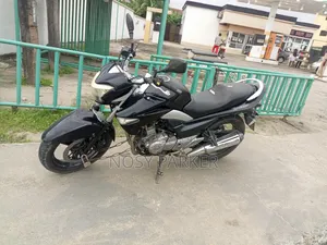Photo - Suzuki Sport 2010 Black