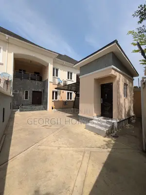 4bdrm Duplex in Apo District for sale