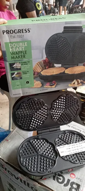 Slow Juicerheart-Shaped Brilliant Waffle Maker - 1200w