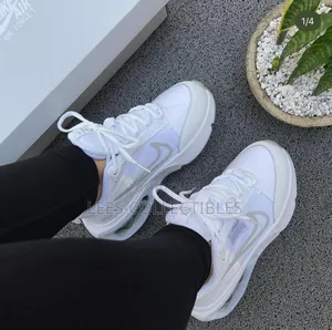Best Quality White Nike Sneakers