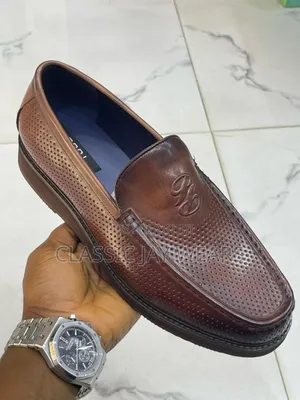 6 Different Classic Shoe Available in 47 Size Only