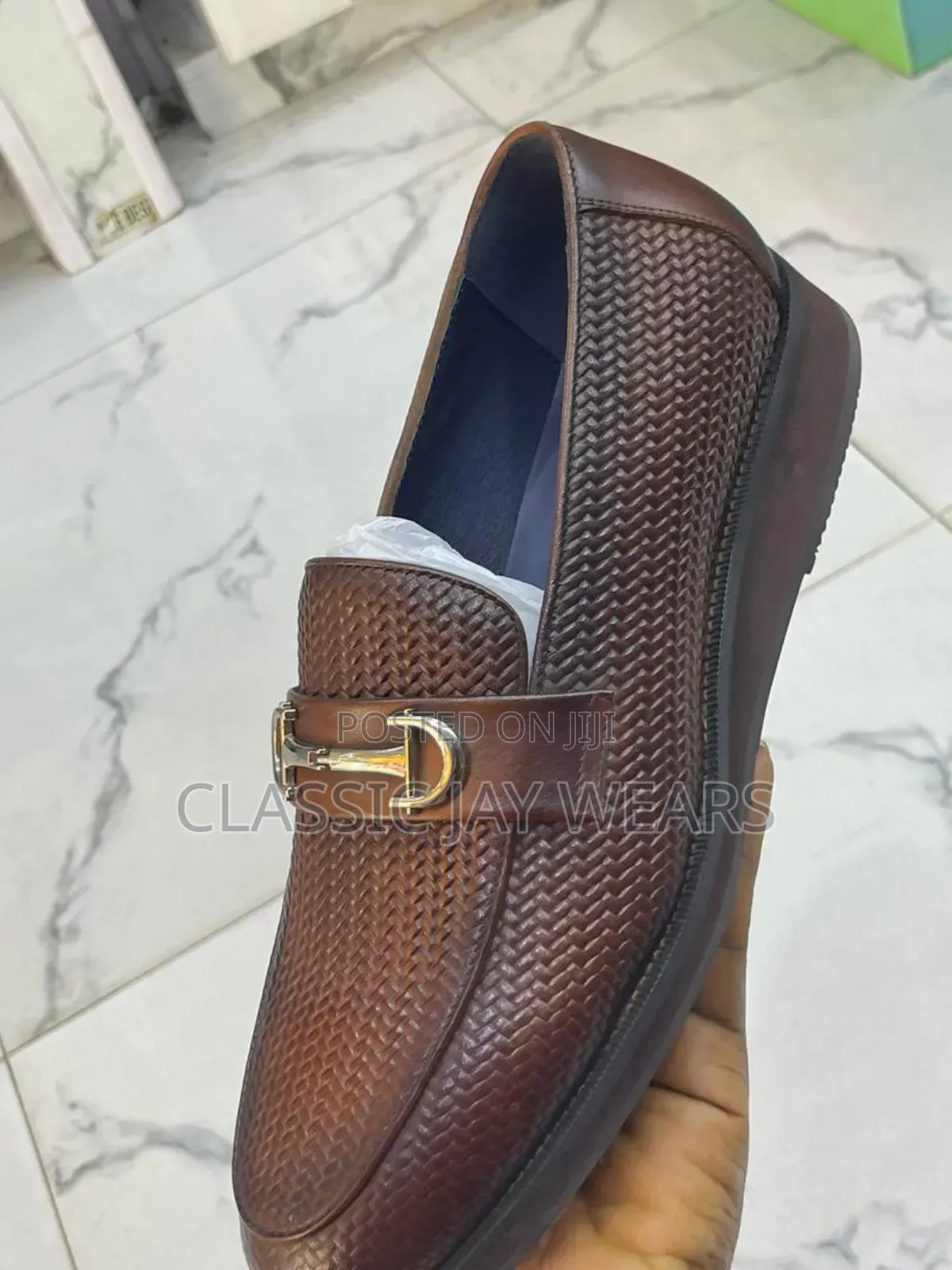 6 Different Classic Shoe Available in 47 Size Only