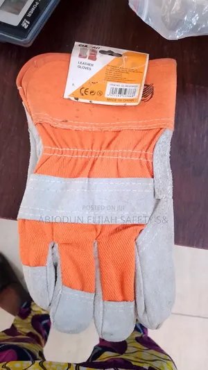 Original Quality Fibre Safety Hand Glove