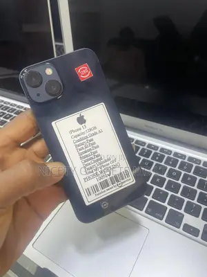 Apple iPhone 13 128 GB Black