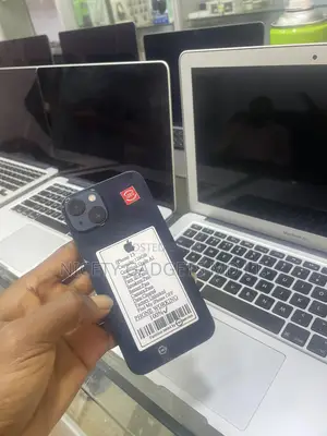 Apple iPhone 13 128 GB Black