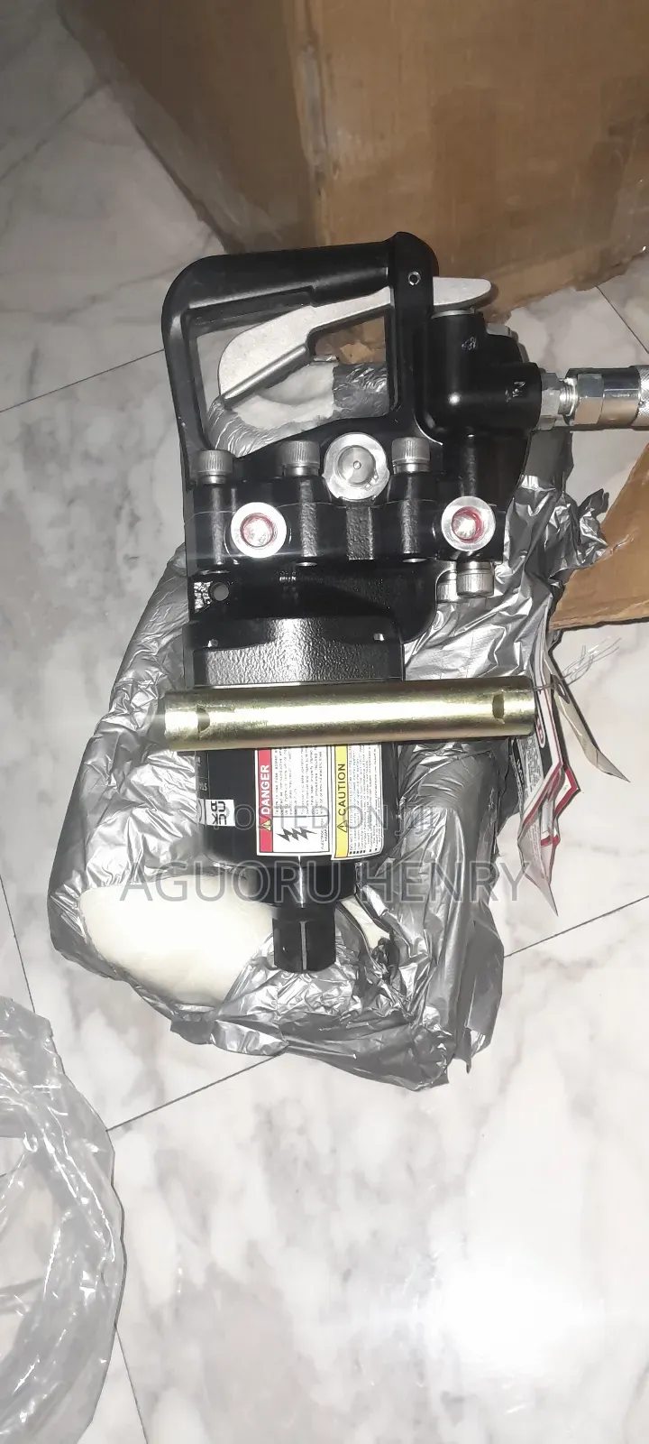 1" Hydraulic Impact Wrench Stanley
