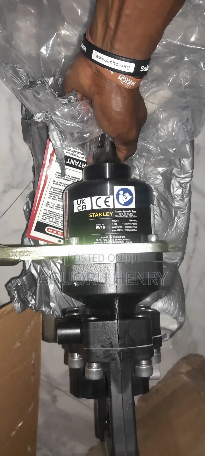 1" Hydraulic Impact Wrench Stanley