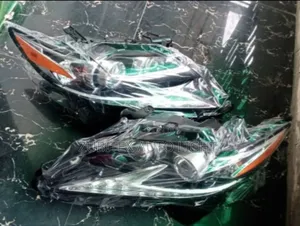 Set Headlight Es350 Direct 2018 Model