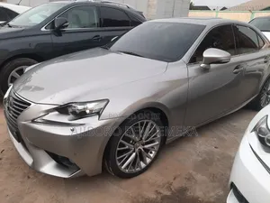 Lexus IS 250 2015 Brown