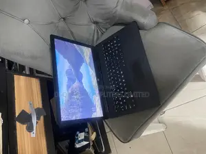 Laptop HP 15-da3007nia 8GB Intel Core i5 HDD 1T