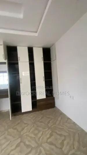 Luxurious 5 Bedroom Semi Detached Duplex With Bq for Sale