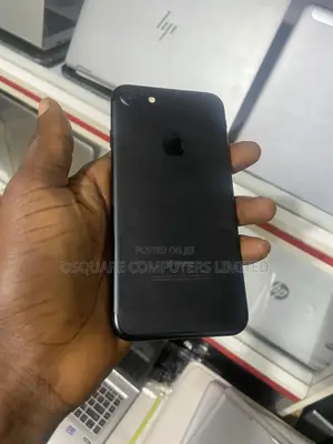Apple iPhone 7 32 GB Black