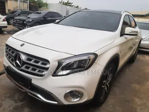 Mercedes-Benz GLA 250 2018 White