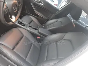 Mercedes-Benz GLA 250 2018 White