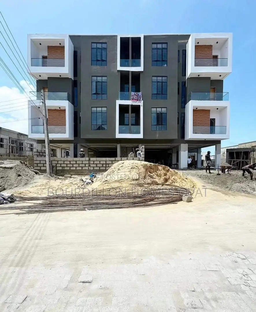 Studio Apartment in Ikota for sale
