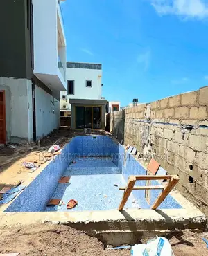 Studio Apartment in Ikota for sale