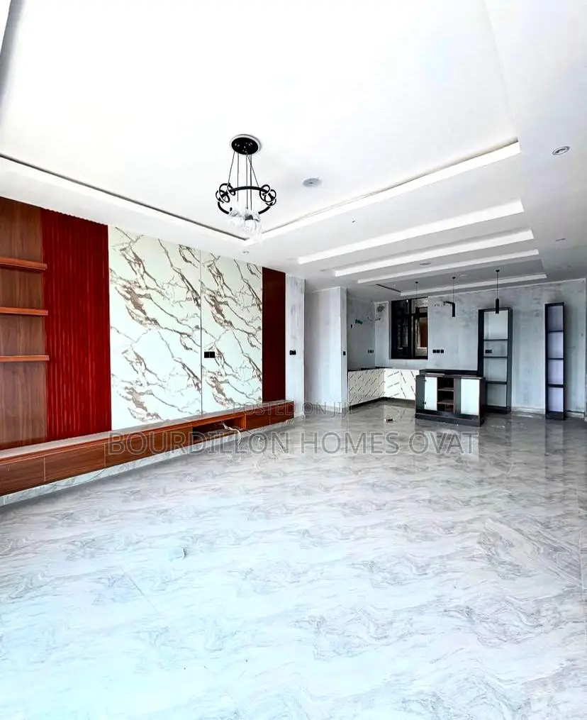 Studio Apartment in Ikota for sale