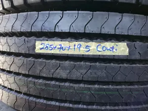 285/70/19.5 Continental Tire