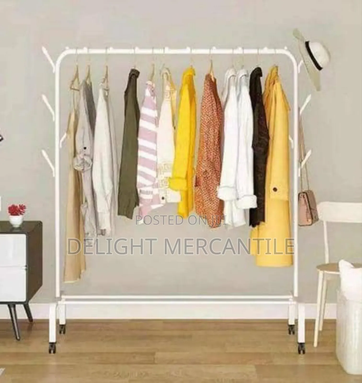 Single Pole Cloth Hanger