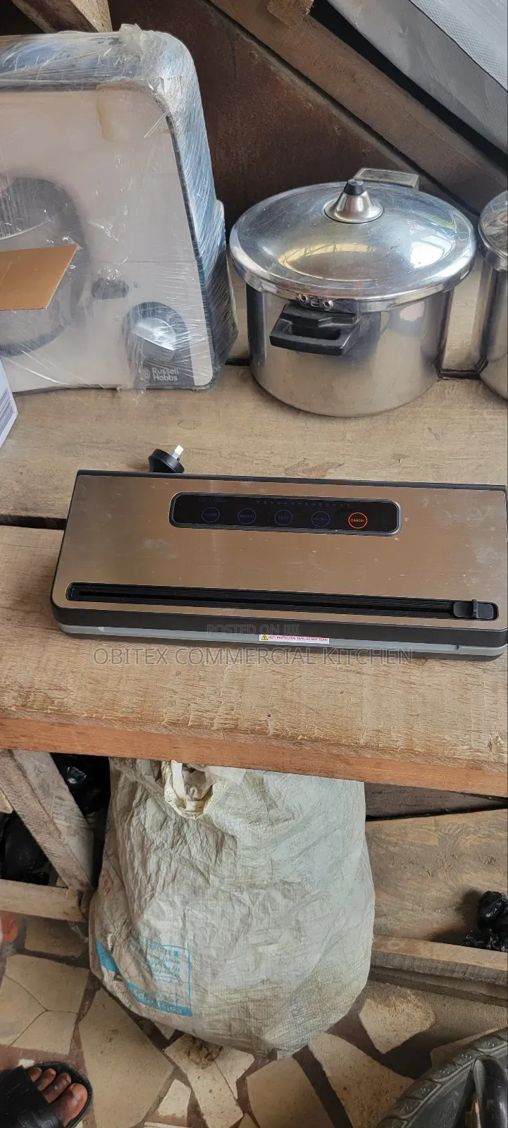Vaccum Sealer Machine Is Available for Sales
