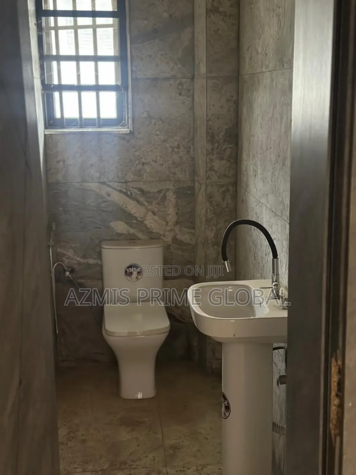 Furnished 2bdrm Apartment in Nnpc Quarters, Area 11 for rent