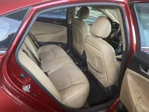 Hyundai Sonata Limited Sedan FWD (2.4L 4cyl 6A) 2013 Red