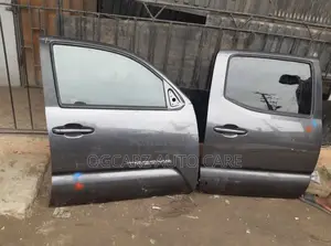 Complete Door Toyota Tacoma 2010/2012 Available