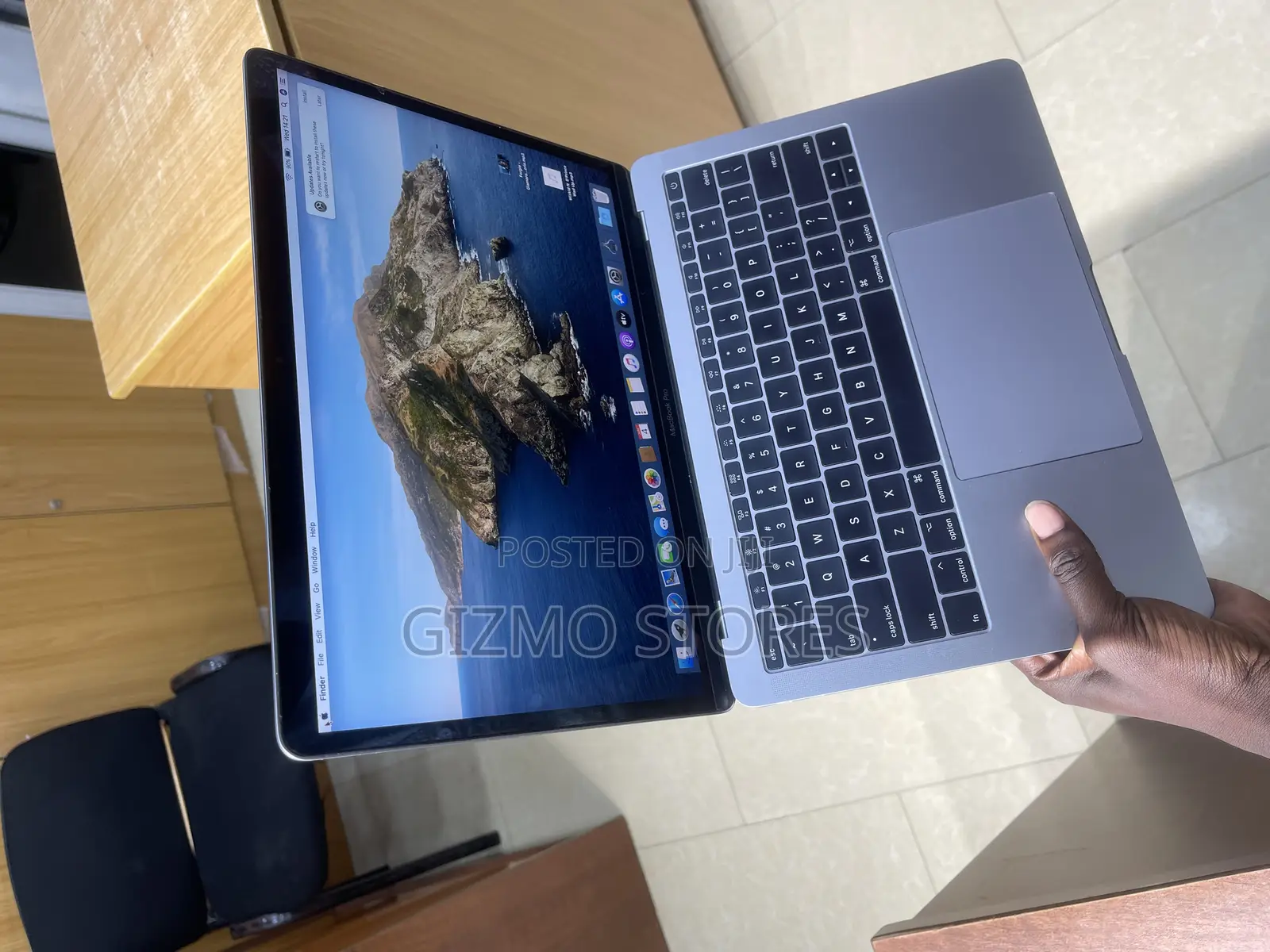 Laptop Apple MacBook Pro 2017 8GB Intel Core I5 SSD 256GB
