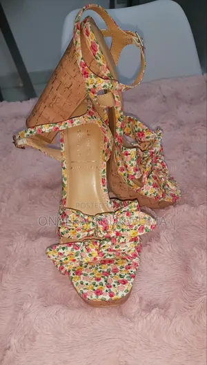 Lauren Conrad Platform Sandals