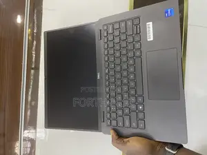 Laptop Dell Latitude 7420 16GB Intel Core I7 SSD 256GB