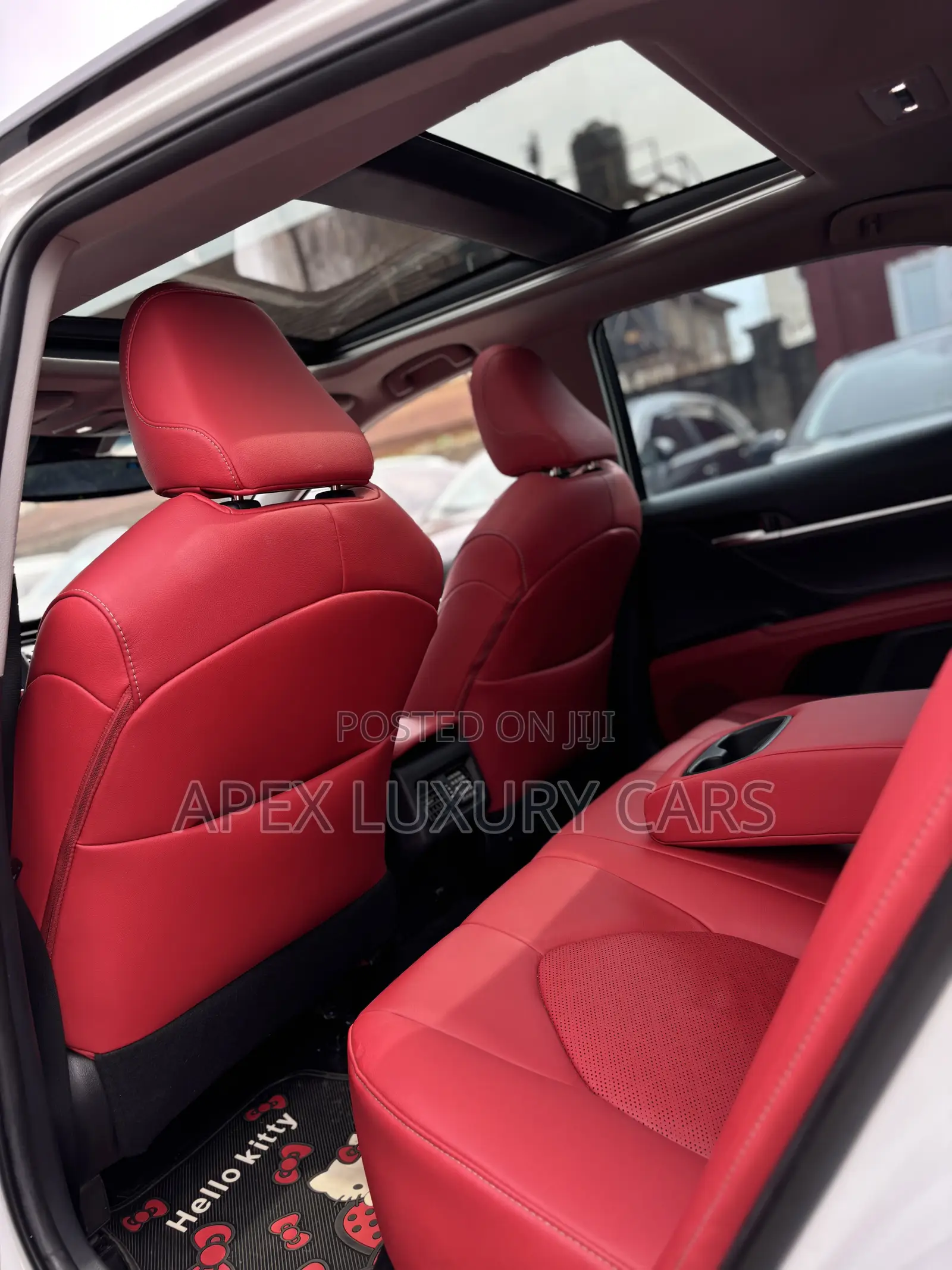 Toyota Camry 2018 White
