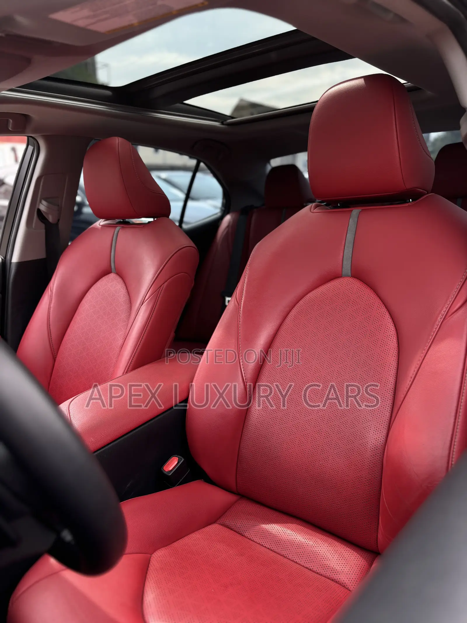 Toyota Camry 2018 White
