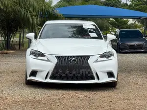 Lexus IS 300 AWD 2016 White