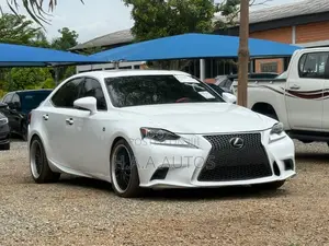 Lexus IS 300 AWD 2016 White