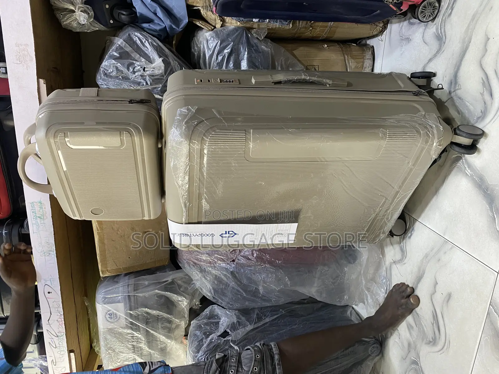 Good Partner Medium Size Rubber Luggage Boxes