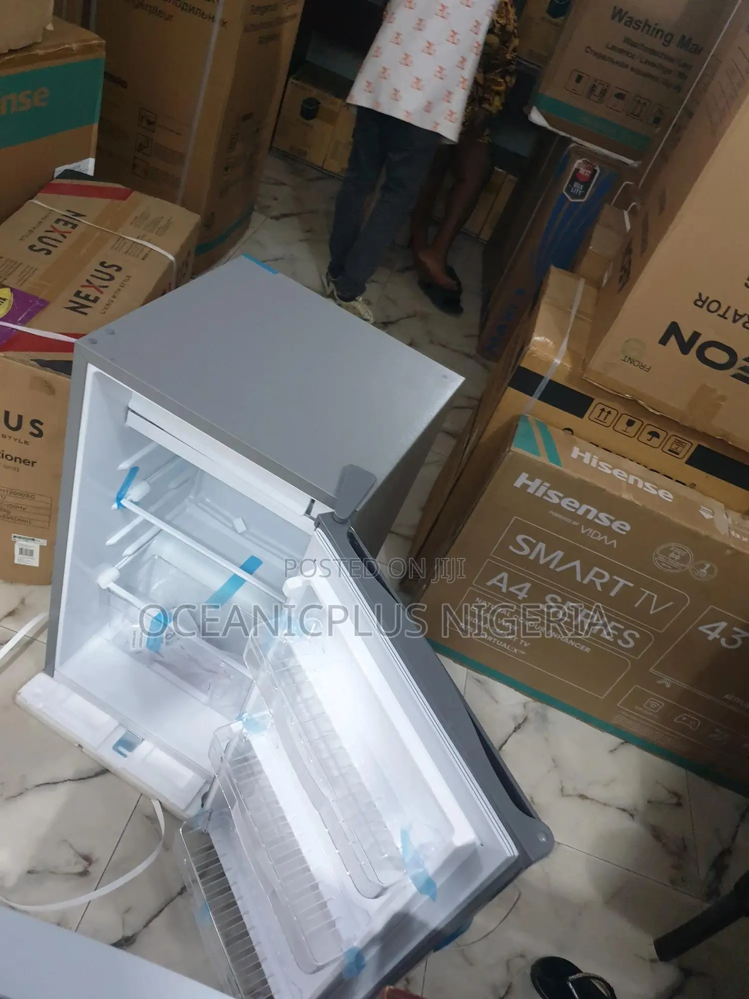 Smart Storage - Ars100g Aeon 90l Single Door Refrigerator