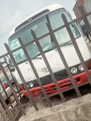Photo - Toyota Coaster 2003 White