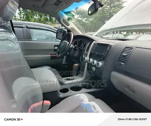 Toyota Sequoia 2015 Gray