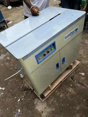 Semi-Automatic Strapping Machine