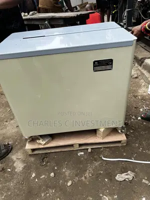 Semi-Automatic Strapping Machine