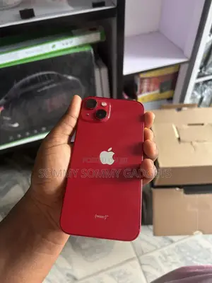 Apple iPhone 13 128 GB Red