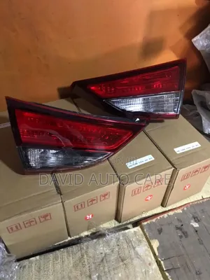 Boot Light Hyundai Elentra 2012