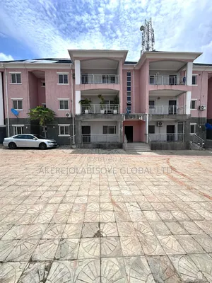 3bdrm Apartment in Close To White Scape, Life Camp for rent
