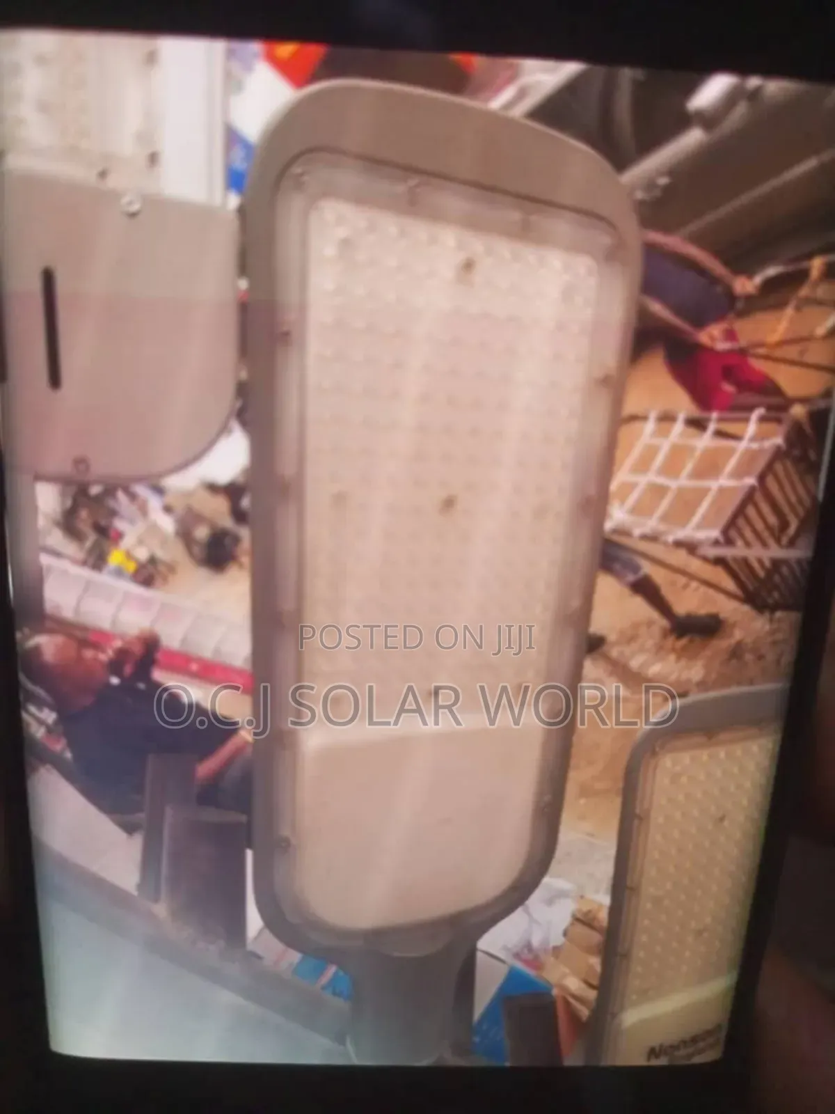 L E D 100watts Light